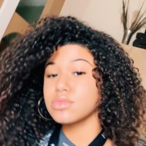 Meet your Posher, Gianna